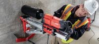 Perforación con corona hueca DD 250-CA Herramienta de perforación diamantada pesada avanzada con unidad de alimentación automática Cut Assist para perforación con corona hueca de diámetros pequeños y grandes de 12 a 500 mm Aplicaciones 1