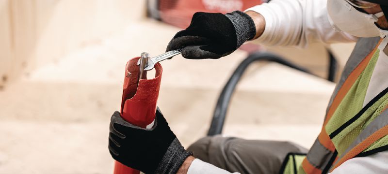 Broca corona para madera SPX-L Broca corona de madera de alto rendimiento para perforaciones rápidas en todo tipo de maderas: para taladros de corona sin cable o taladros de corona a batería y herramientas con cable de menos de 2,5 kW Aplicaciones 1