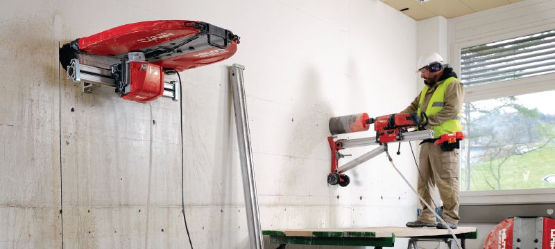 Sierra mural DST 10-CA Sierra mural eléctrica para tareas pequeñas y medianas de corte con función de asistencia de corte y sistema electrónico de control integrado (sin adaptador) Aplicaciones 1