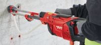 Taladro con diamante DD 30-W Máquina de taladro con diamante compacta y ligera para tareas de carga pesada de taladro de orificios con varillas corrugadas y anclajes para grandes cargas en húmedo de 8-35 mm (5/16 - 1-3/8) de diámetro Aplicaciones 1