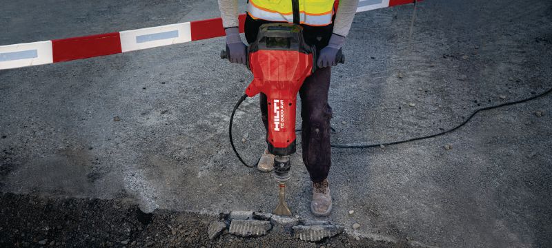 Martillo neumático eléctrico de carga pesada TE 3000-AVR Martillo rompedor de gran potencia para tareas de carga pesada de demolición de hormigón, corte de asfalto, movimientos de tierra y atornillado de varillas de conexión a tierra Aplicaciones 1