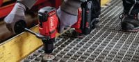 Perno roscado S-BT-GR HL AL Vástago de tornillo roscado (acero inoxidable, rosca de sistema métrico) para la fijación de rejillas industriales aluminio en entornos altamente corrosivos Aplicaciones 3