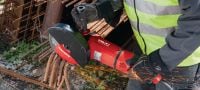 Amoladora angular AG 230-27DB Amoladora angular de 2700 W con interruptor de emergencia de tipo dead man, empuñadura giratoria y freno para discos de hasta 230 mm Aplicaciones 1