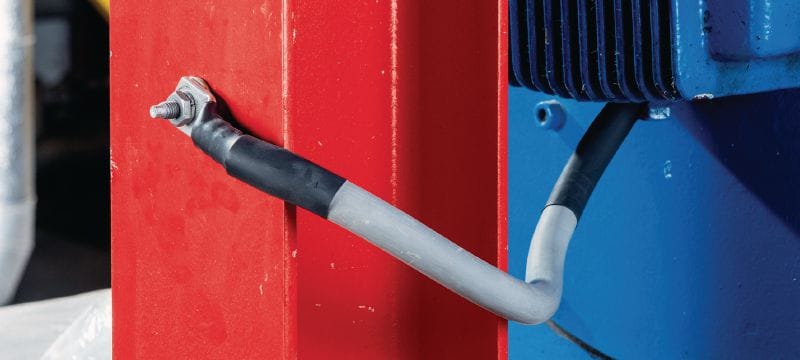 Perno ajustable S-BT-EF HC Perno roscado atornillado (acero al carbono, rosca métrica) para conexiones eléctricas en acero en entornos con nivel de corrosión medio, sección transversal máxima recomendada de cable conectado de 120 mm ² Aplicaciones 1