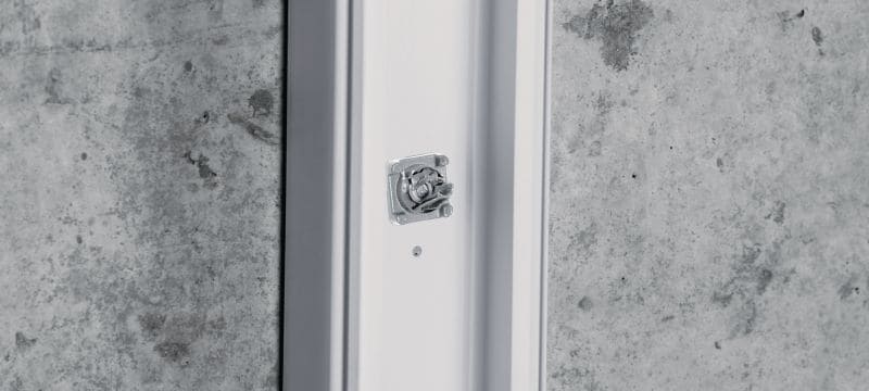 Fijador de canaleta de cables X-ET MX Elemento de fijación/arandela universal para canaleta de cables de plástico para el uso con clavos en tiras Aplicaciones 1