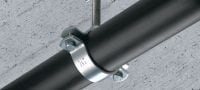 Abrazaderas de tuberías de punto fijo MFP-PC Abrazadera para tuberías de punto fijo galvanizada que ofrece el máximo rendimiento en aplicaciones de tuberías de carga pesada Aplicaciones 1