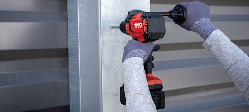 Atornilladora taladro a batería SF 6-22 Atornilladora taladro eléctrica, con control activo del par y ergonomía avanzada para taladrar y atornillar en madera y metal (plataforma de batería Nuron) Aplicaciones 1