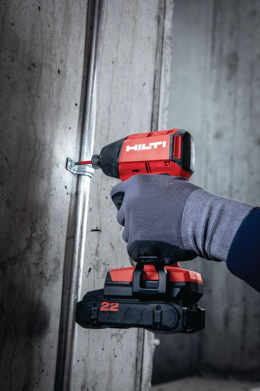 Atornilladora de impacto a batería SID 4-22 Atornilladora de impacto sin escobillas compacta optimizada para fijaciones no estructurales fiables y eficientes en madera y metal (plataforma de baterías Nuron) Aplicaciones 1