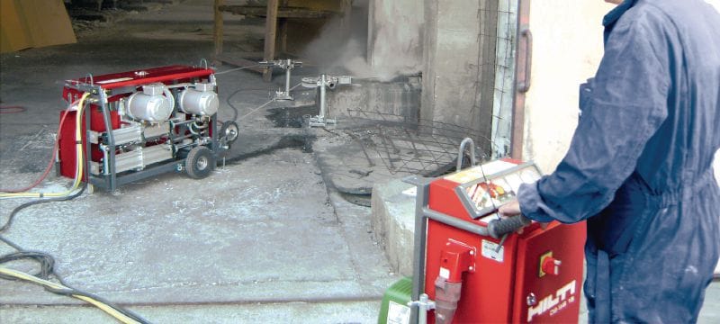 Sierra de hilo DS WS15 Sierra de cable eléctrica (15 kW) que ofrece un funcionamiento sencillo en tareas de corte pesadas y sistema de tensión del cable automático Aplicaciones 1