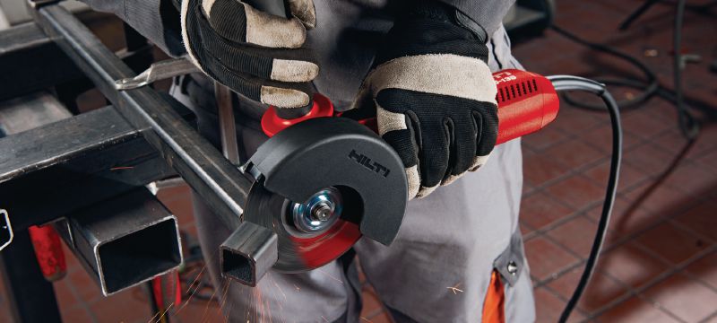 Amoladora angular AG 125-13S Amoladora angular de 1300 W con escobillas de carbón de alta duración para tareas de corte y amolado con discos de hasta 125 mm Aplicaciones 1